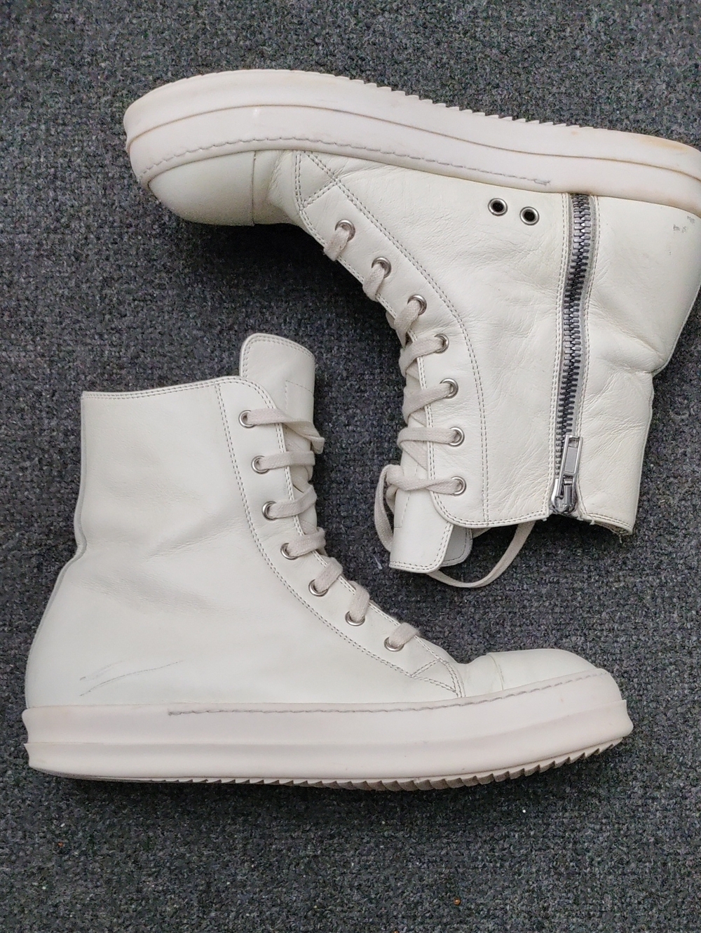Rick Owens Off-White High-Top Leather Zip Lace Sneakers